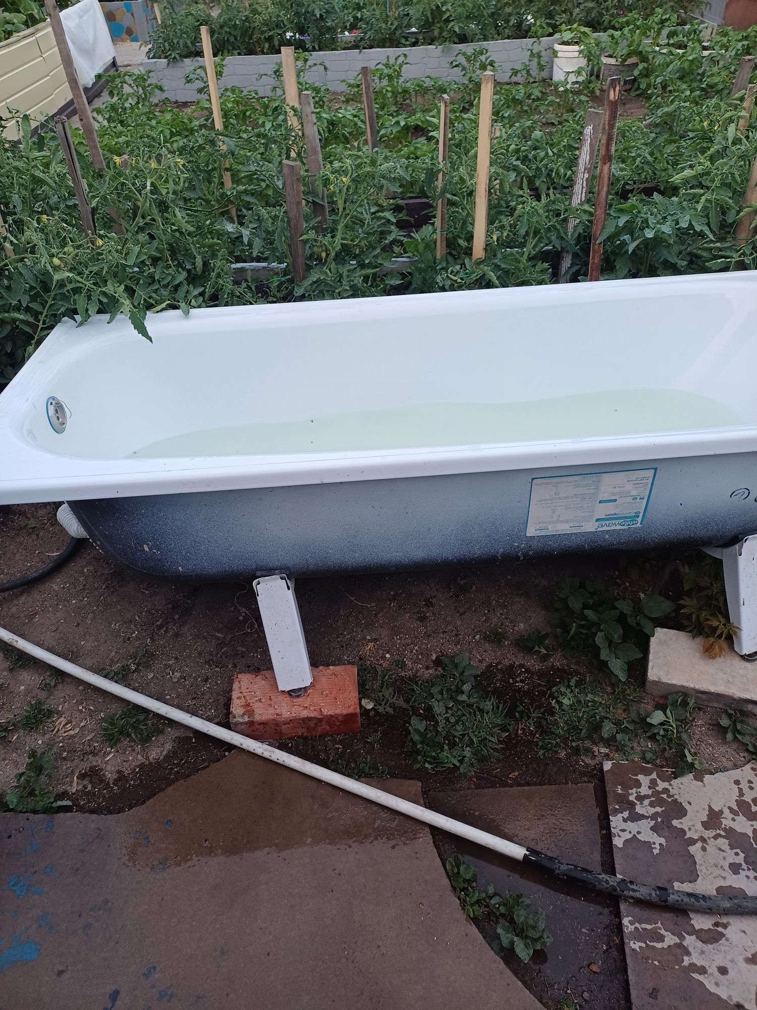 Продам ванну недорого