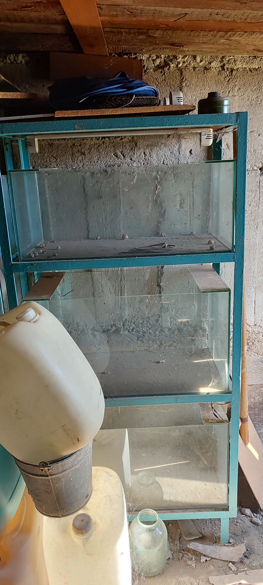 Продам аквариумы