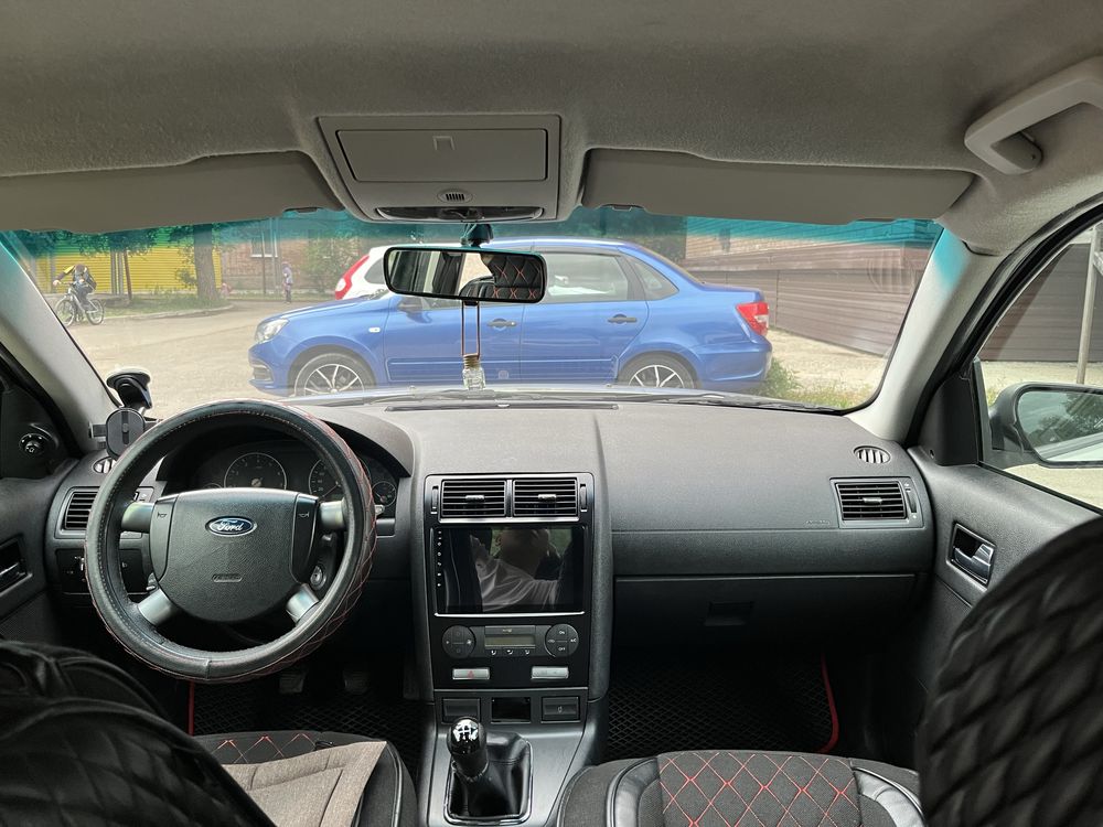 Продам Ford Mondeo 3 (2005 года). Отличном состоянии.