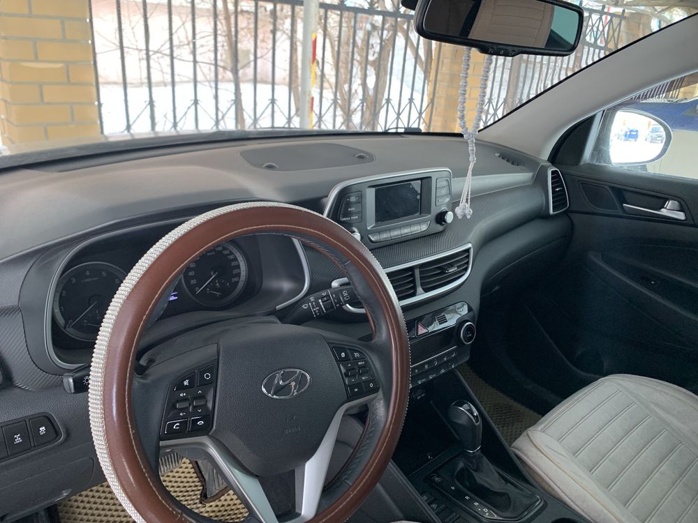 Продам автомобиль в отличном состояние . Пробег только по городу .