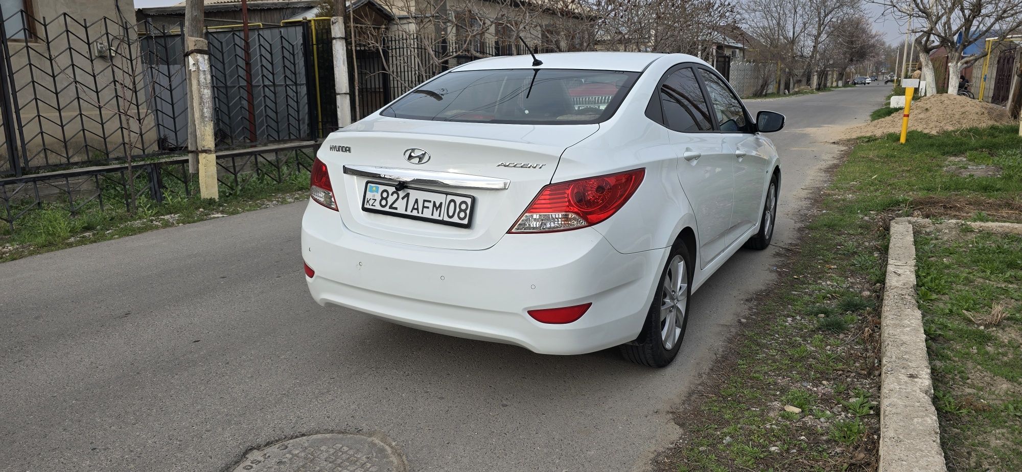 Продам Hyundai Accent 2014
