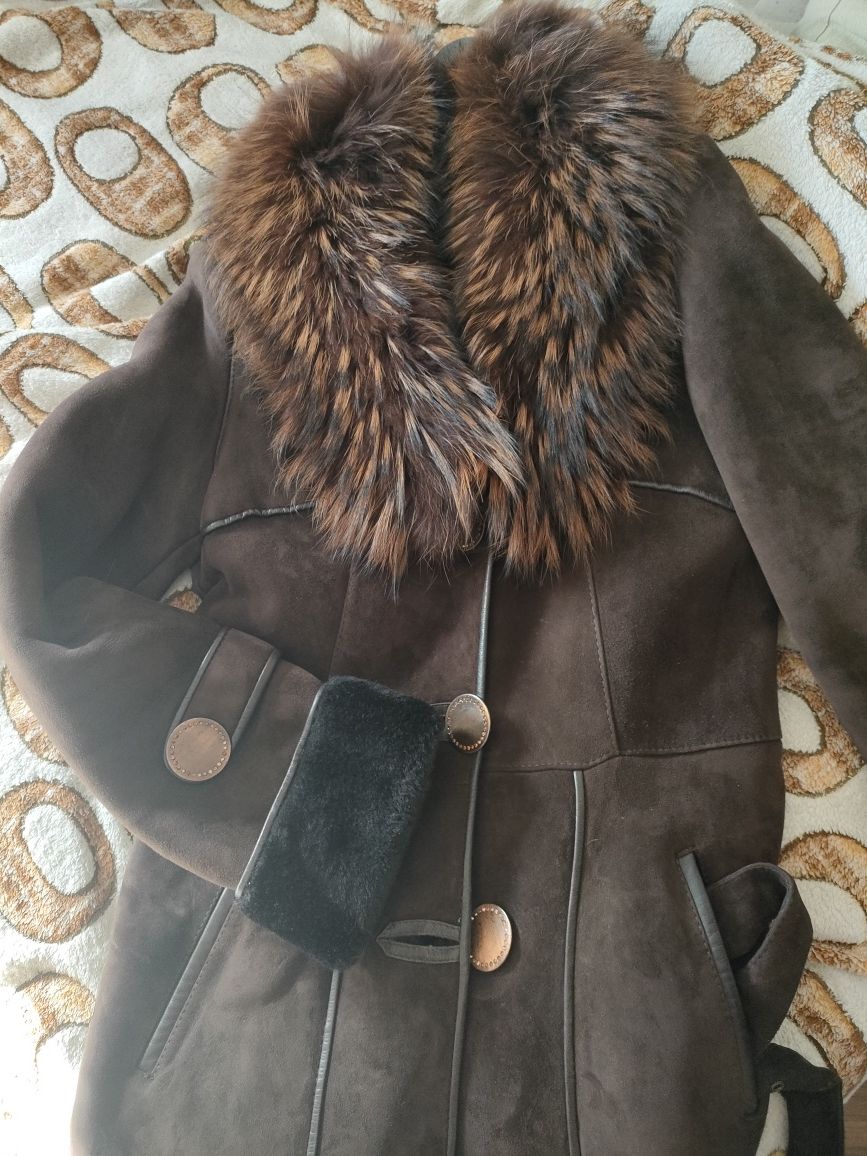 Продам натуральную дублёнку