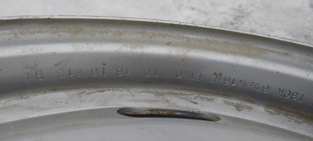 Продам железные диски на 16