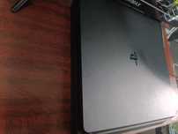 playstation 4 slim почти новый