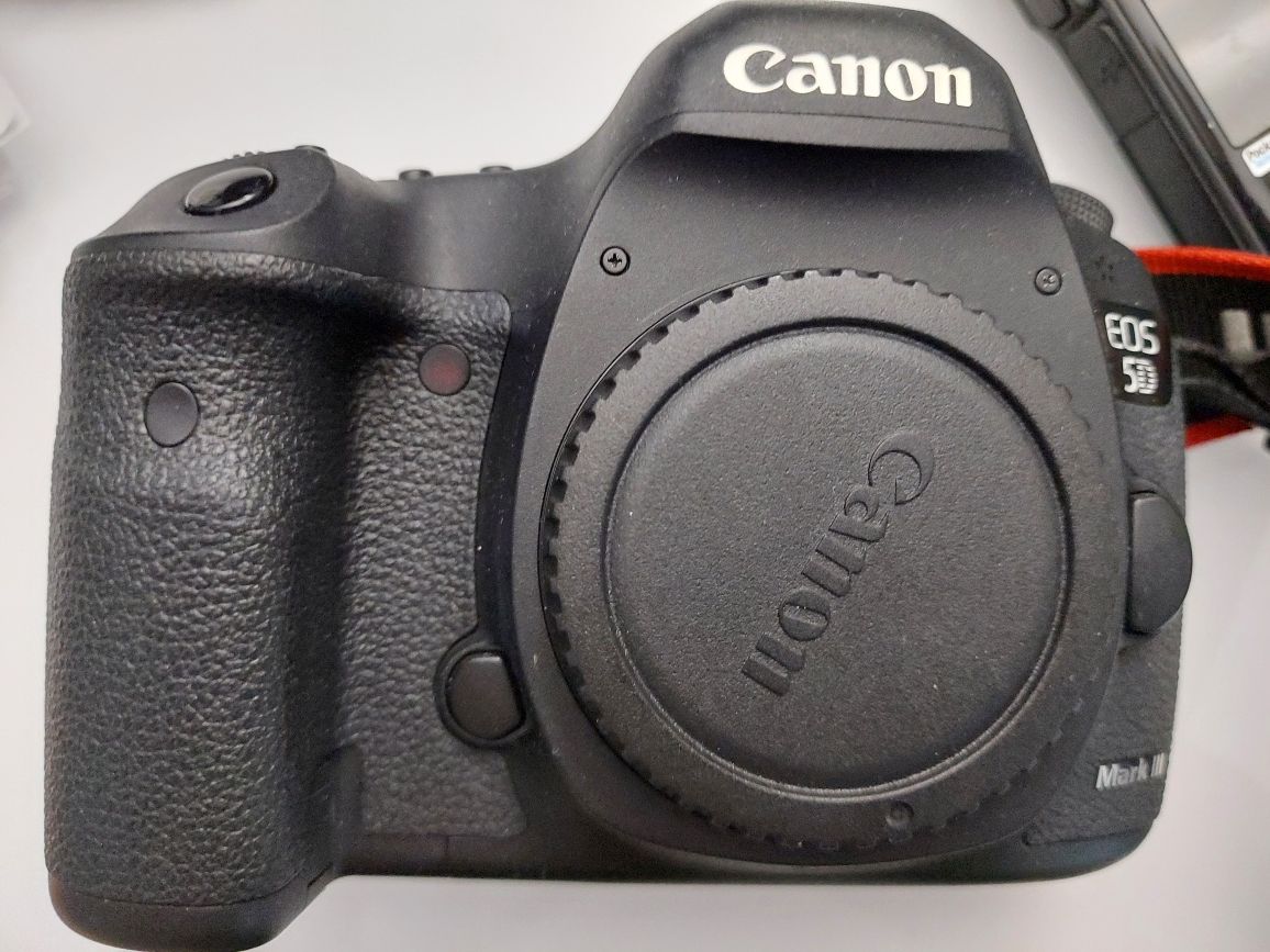 Canon 5D Mark III