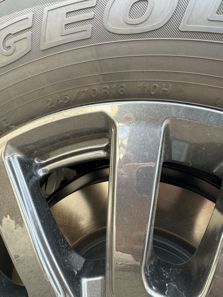 Шины Yokohama 245/70 R18 4 шт