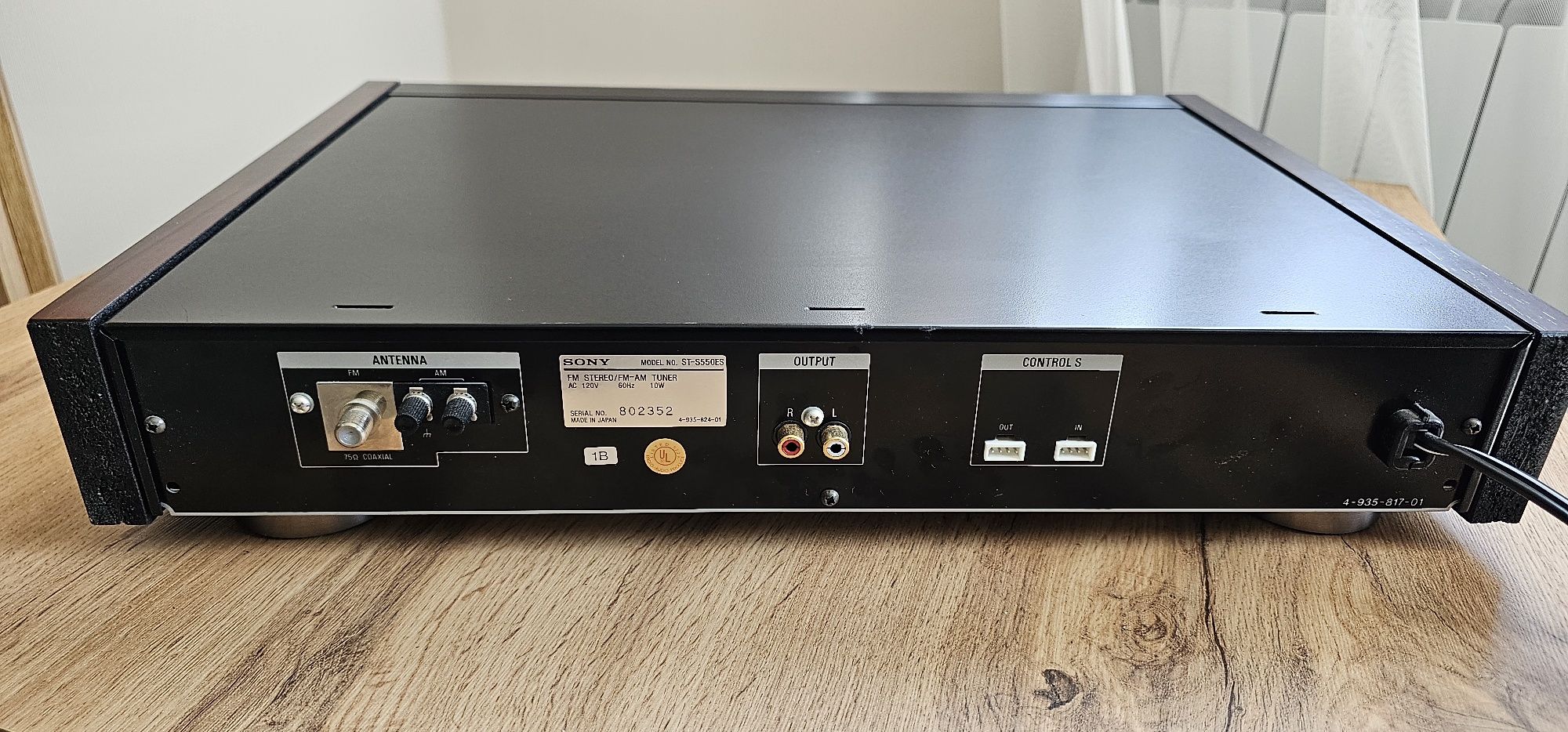 Тюнер Sony ST-S550es