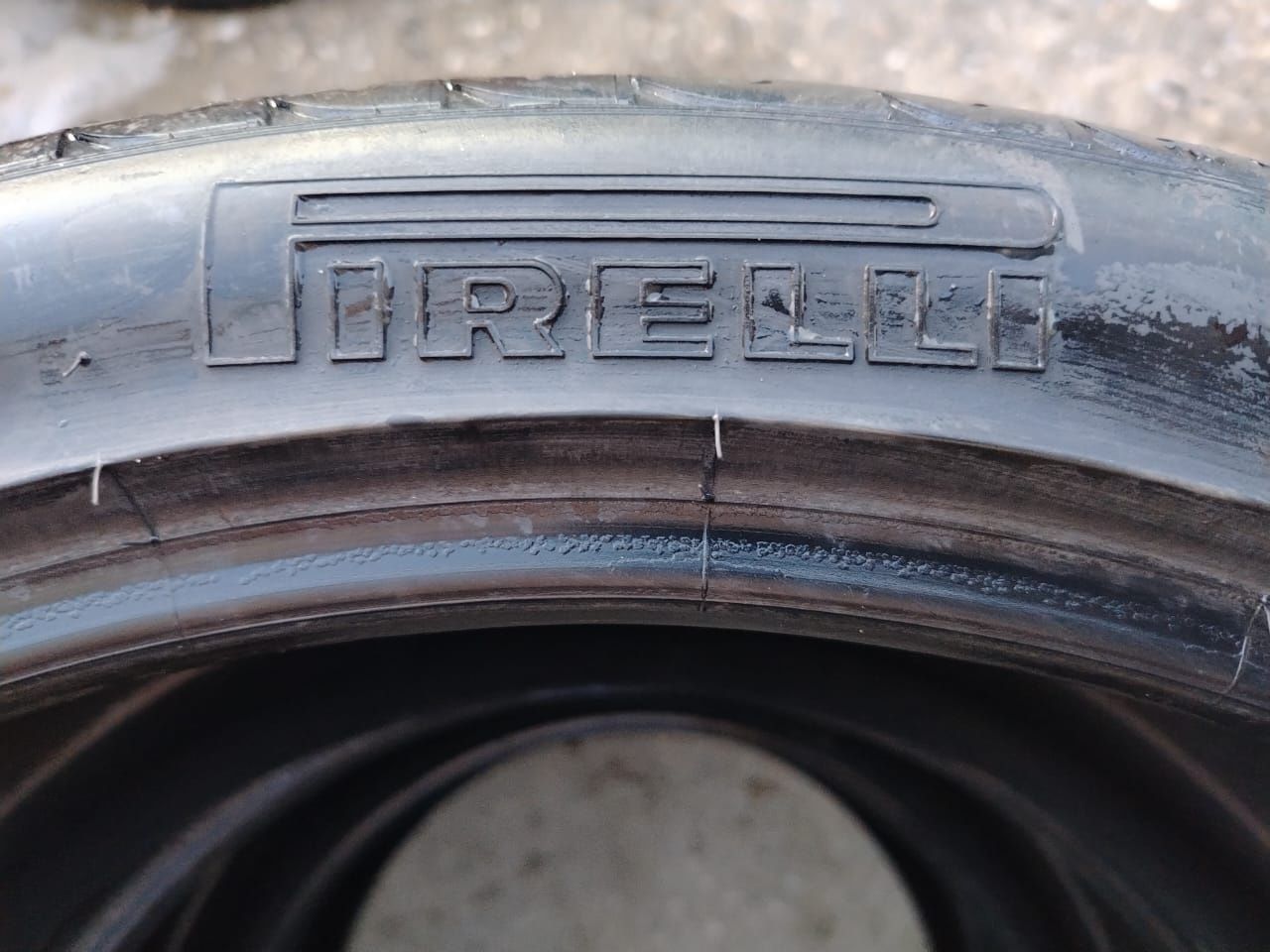 Шины Pirelli  285/35 R22