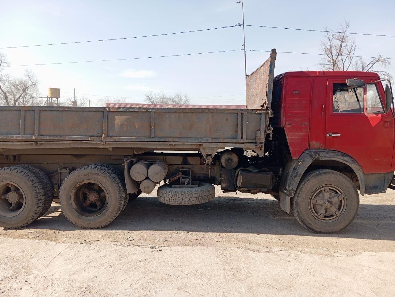 Доставка КамАЗ сельхозник, вывоз мусора, стройматериалы, чернозем.