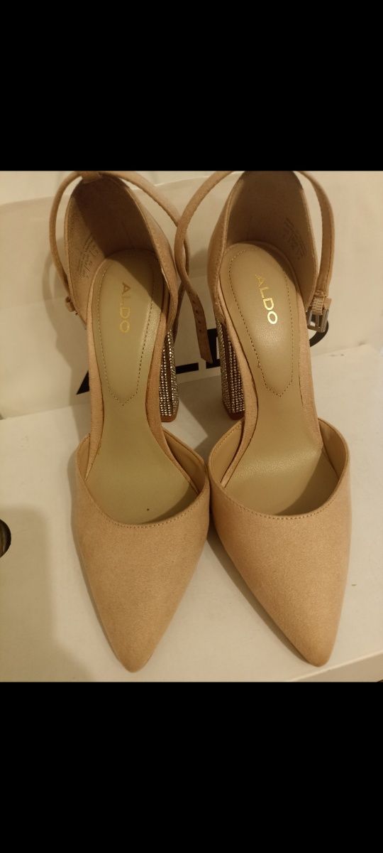 Новые туфельки Aldo 35р