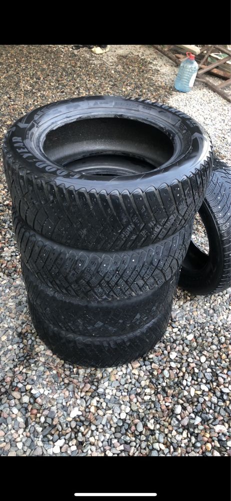Продам шины 215/60/R16
