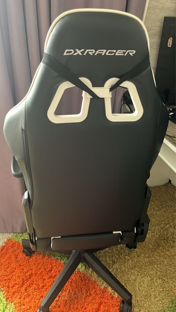 Игровое кресло Dxracer prince