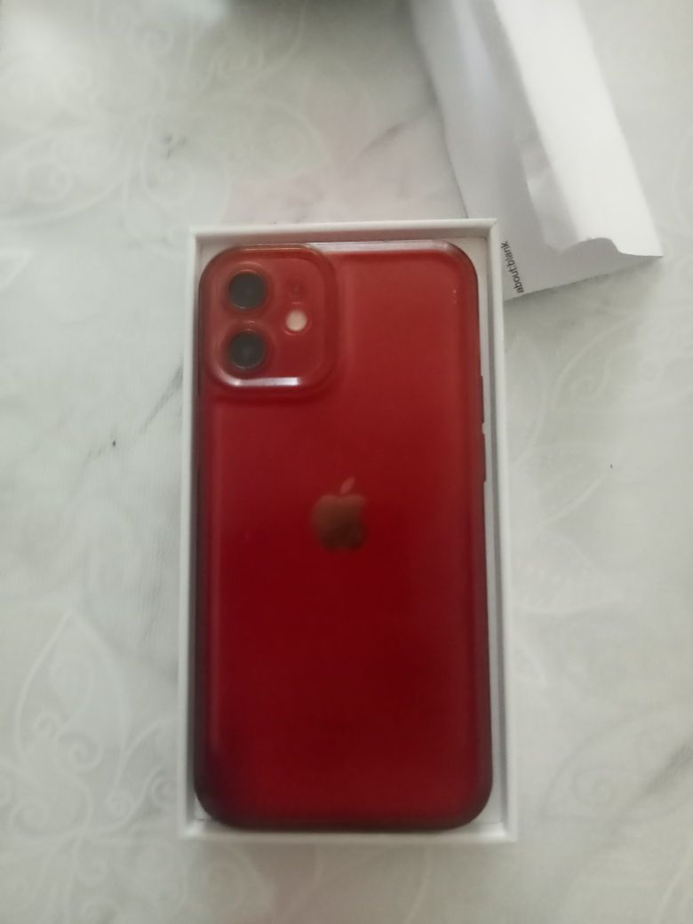Iphone 12 mini с чехлом , с коробкой