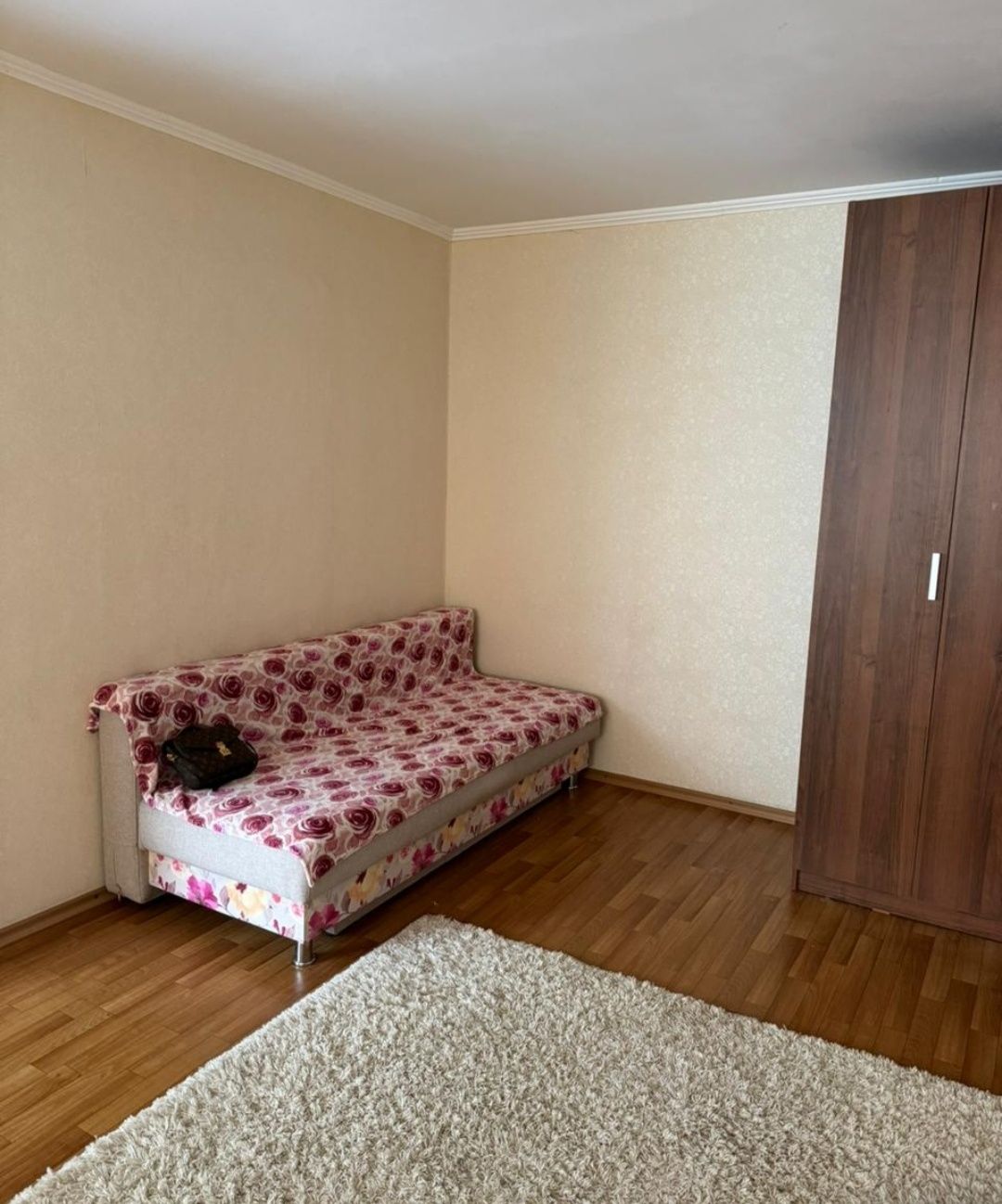 Аренда квартира в 6 мкр для некурящих свежий ремонт и мебель