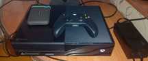 Xbox one 500 гб в хорошем состоянии