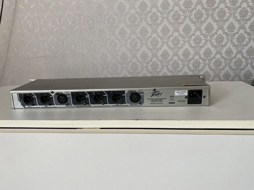 Двухканальный кроссовер Peavey PV 23XO