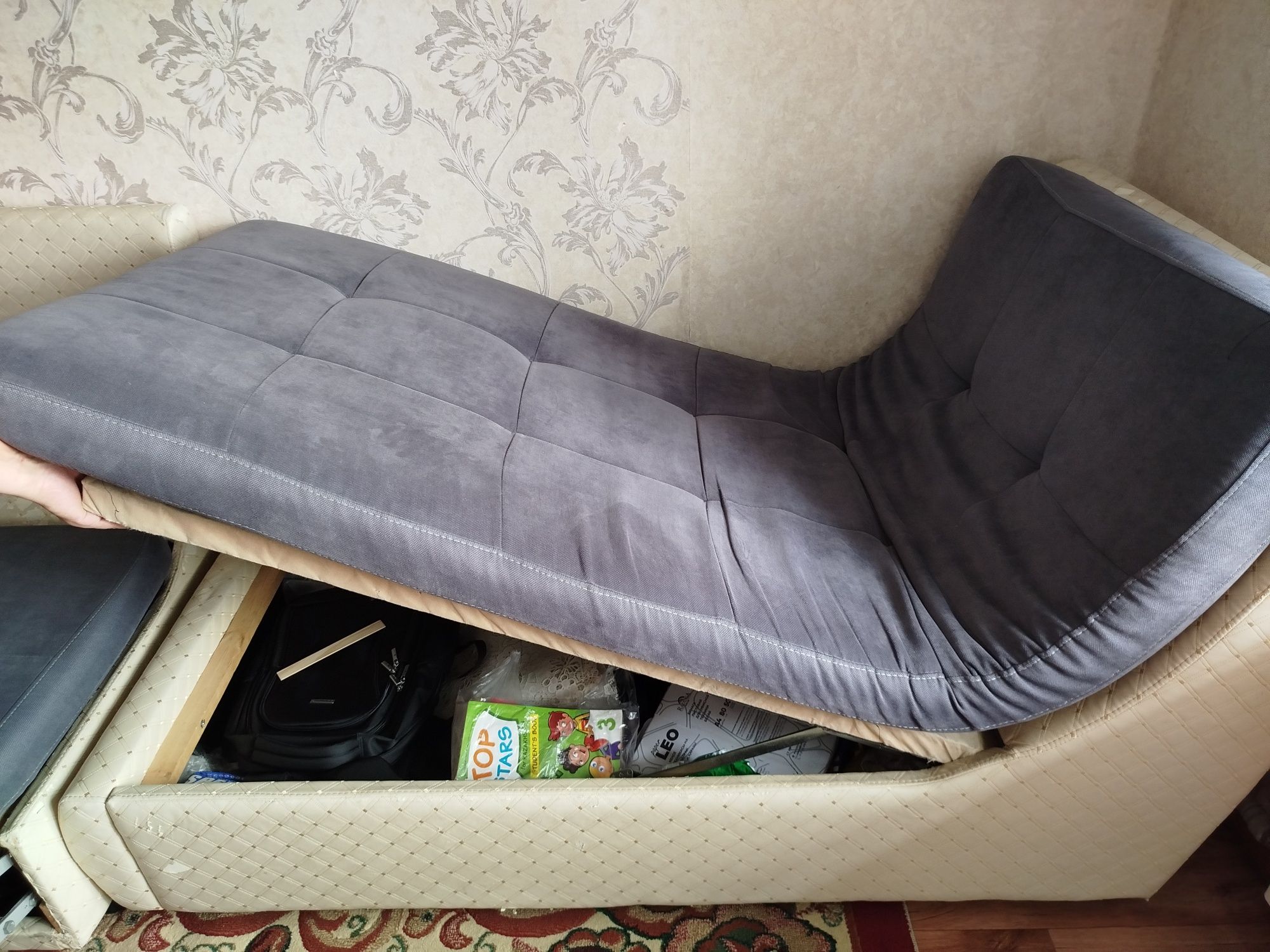 Сразу 2 дивана продаю в комплект