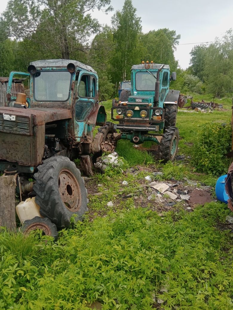 Продам два трактора Т40