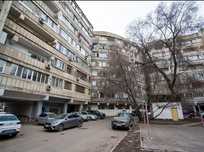 Продам квартиру в районе Азия парк.