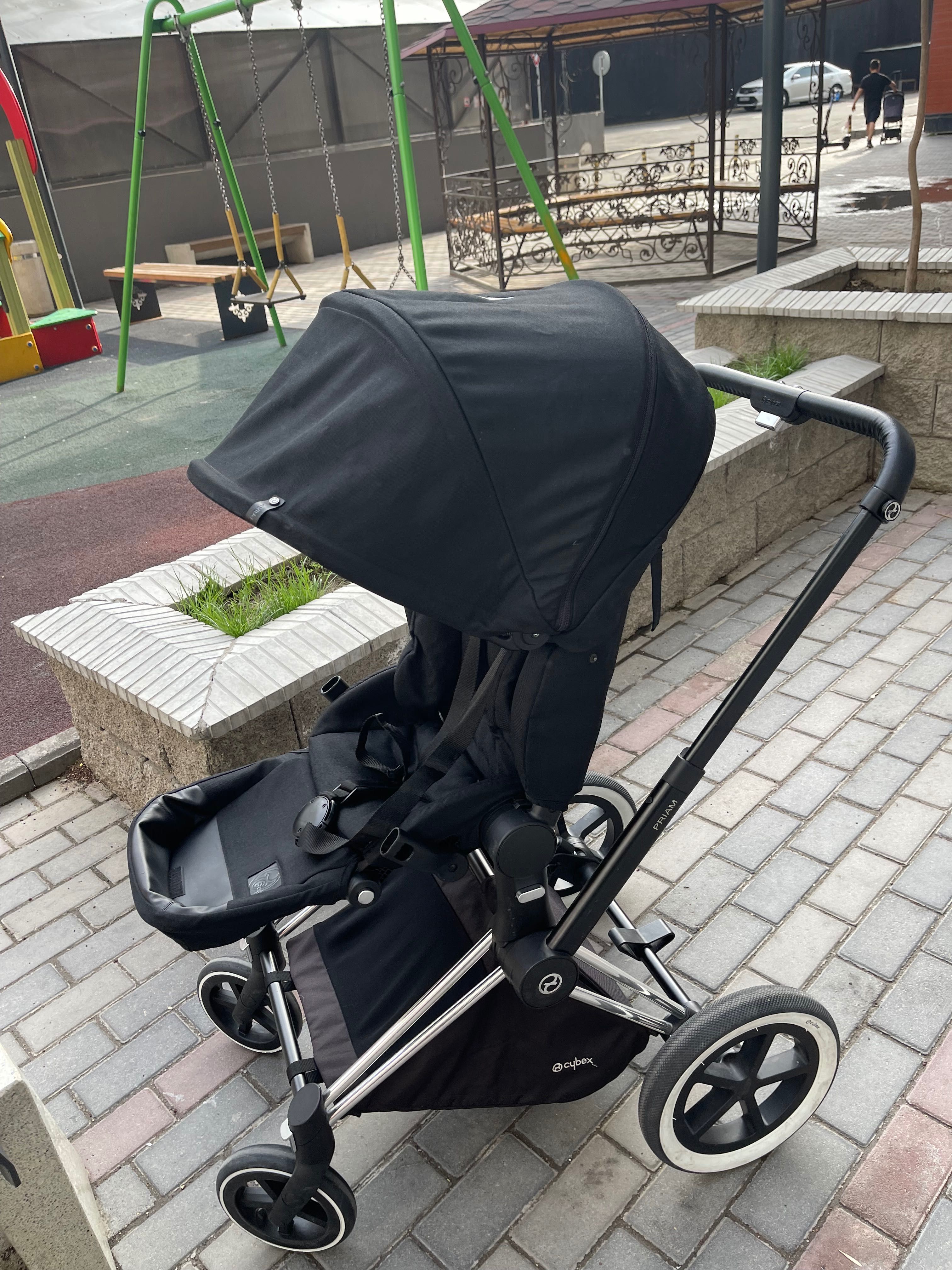 Коляска Cybex Priam Lux