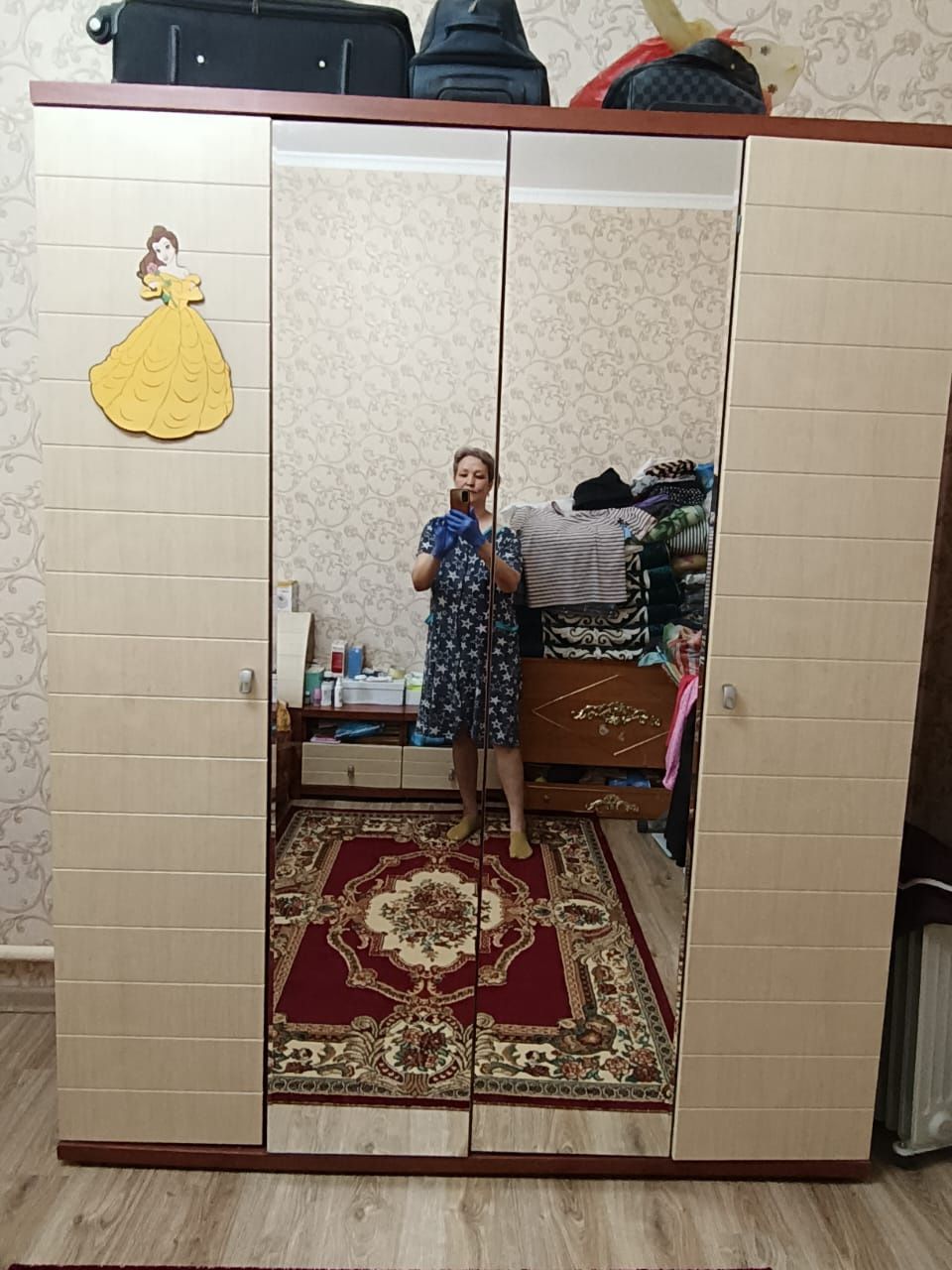 Спальный гарнитур