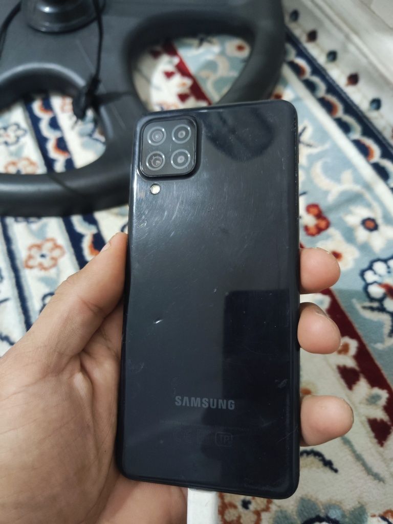 Продам Samsung a22 128gb
