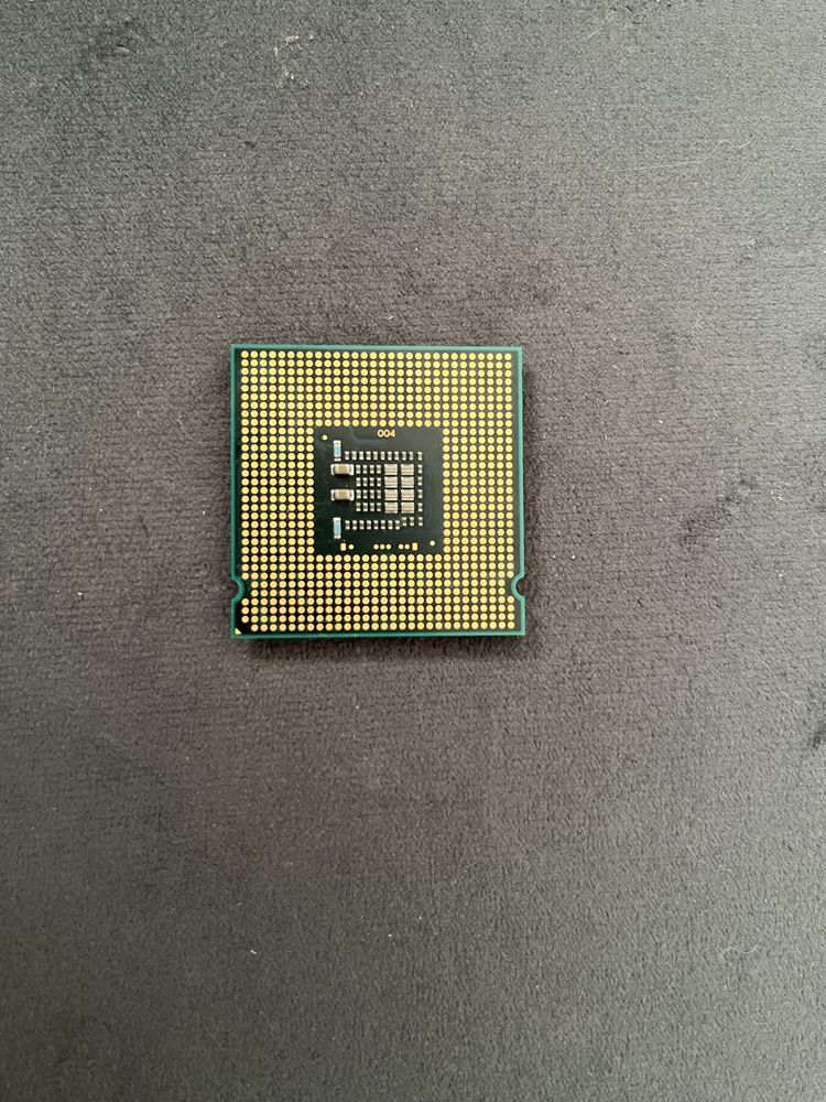 Процессор Intel Celeron E3400 LGA 775