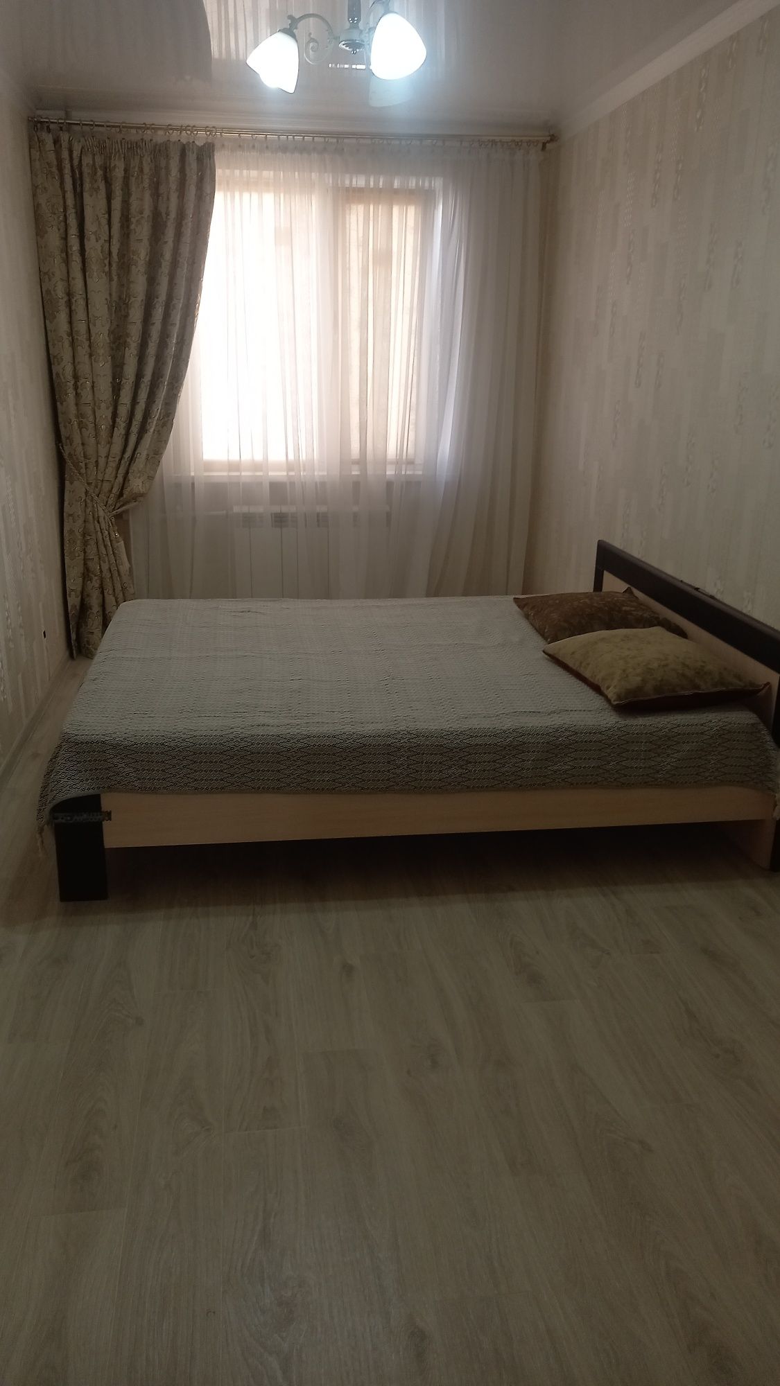 Однокомнатная Школьник, Диана,посуточно и по часам