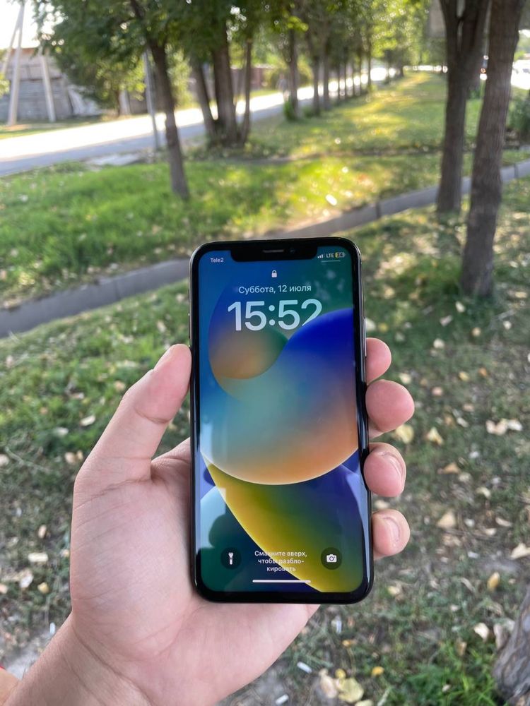 iPhone xR в хорошем состояние