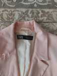 Продается костюм от zara