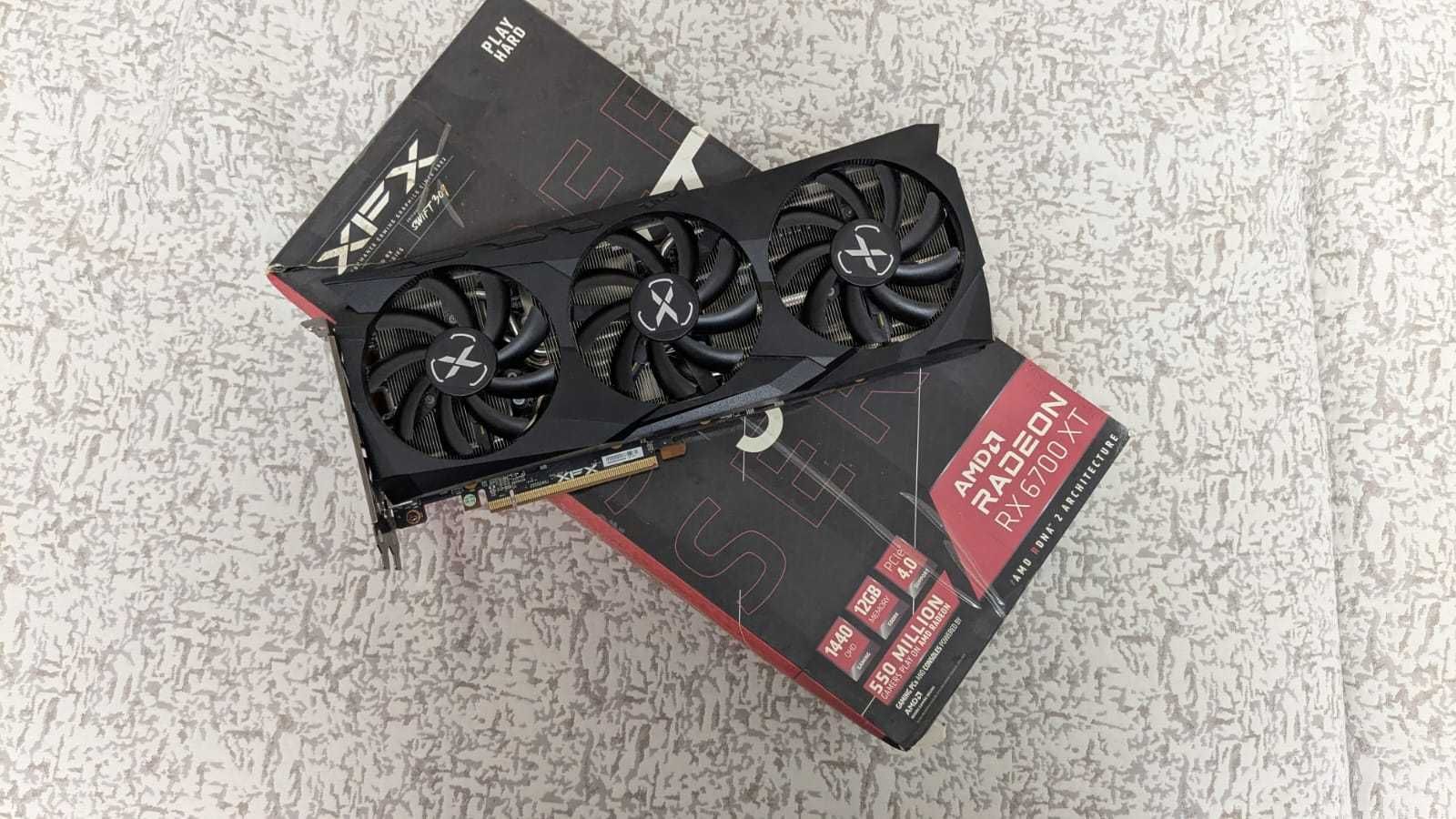 Видеокарта AMD Radeon™ RX 6700 XT