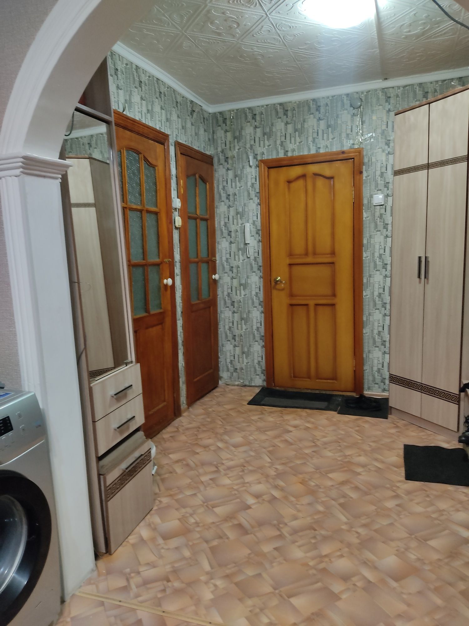Продам, 3 комнатную