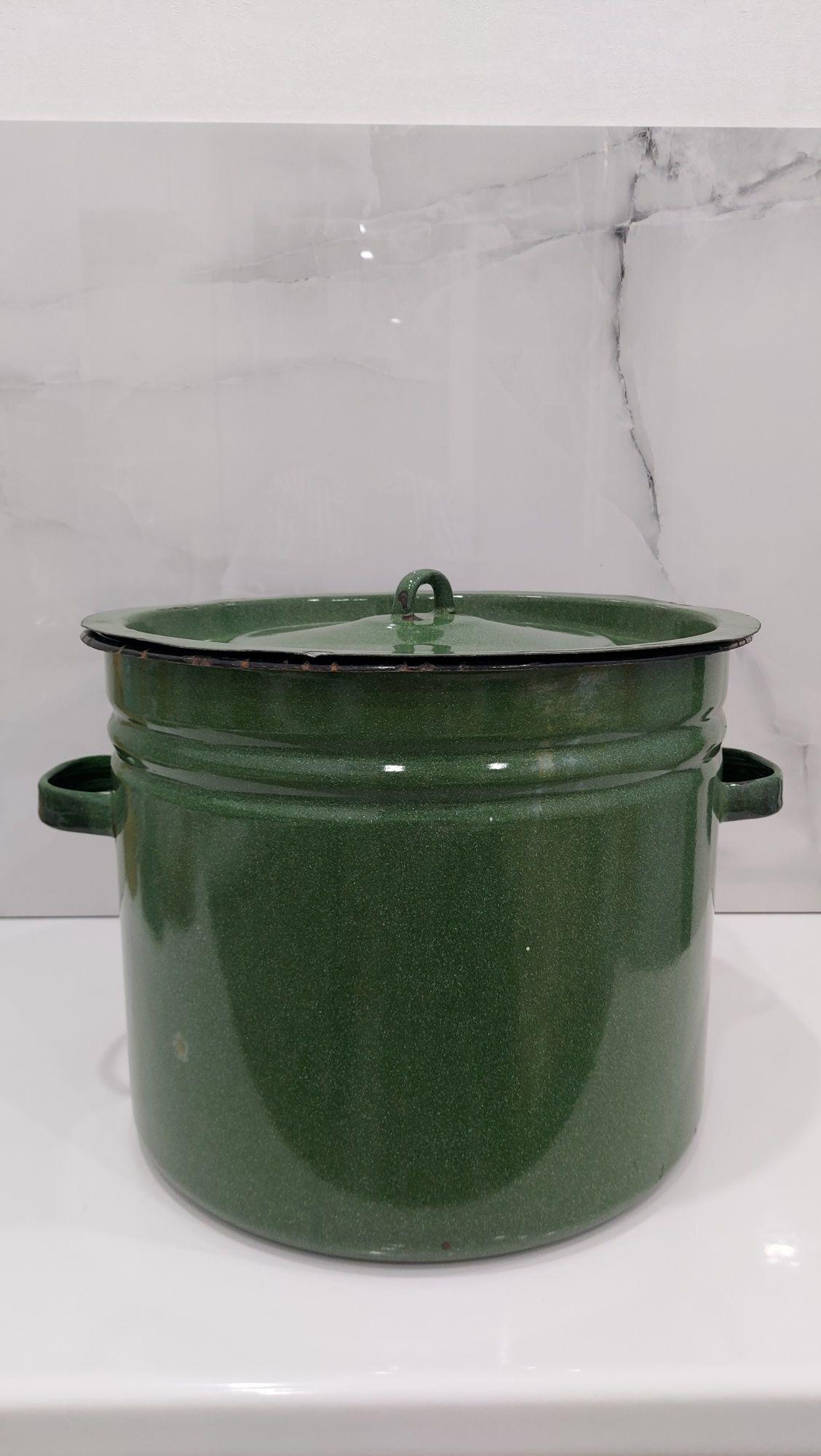 Продам кастрюлю и чайник за 4500 тг