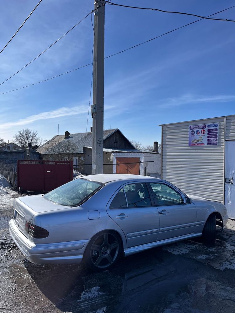 Мерс лупарик,ешка,бампер,w210,фара,амг обвес,пороги,е55, AMG E5.5,е280