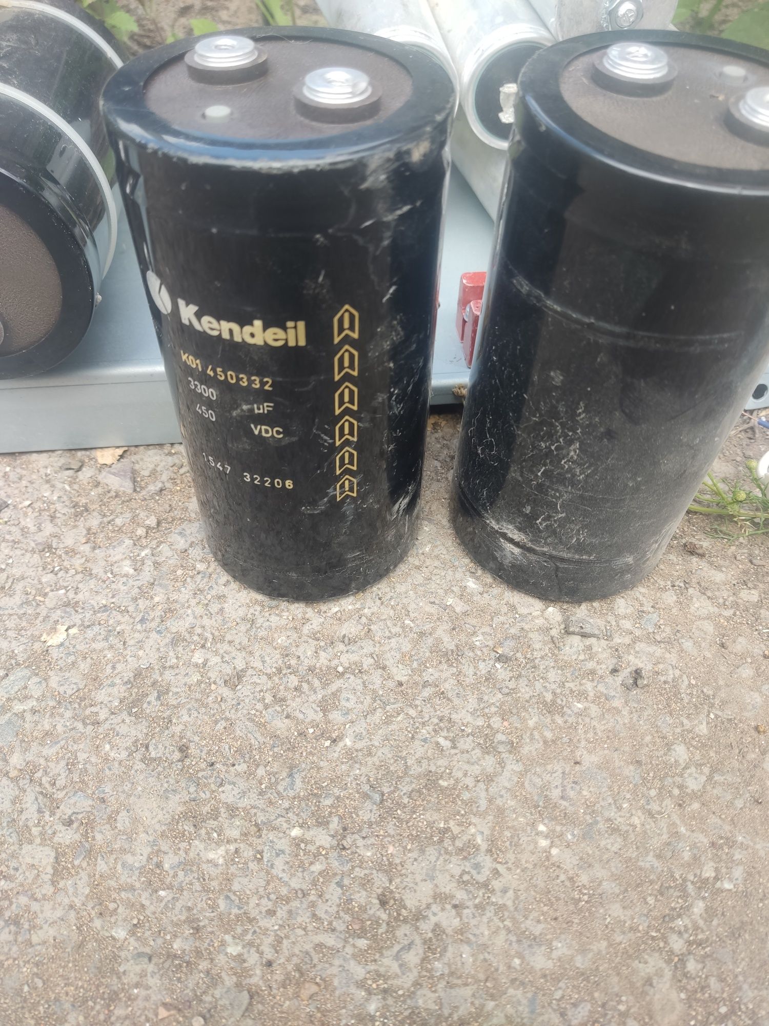 Конденсатор 3300