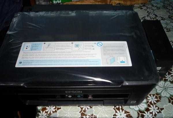 Epson L210 цветной А4 МФУ принтер