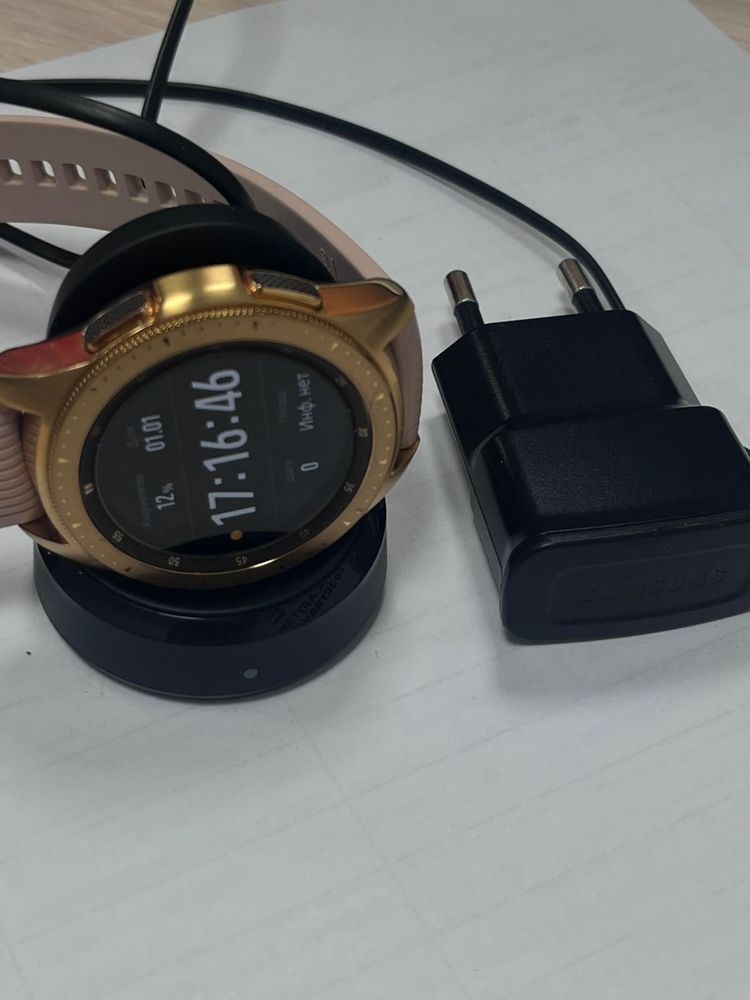 Смарт-часы Samsung Galaxy Watch FE, в продаже сост хорошее