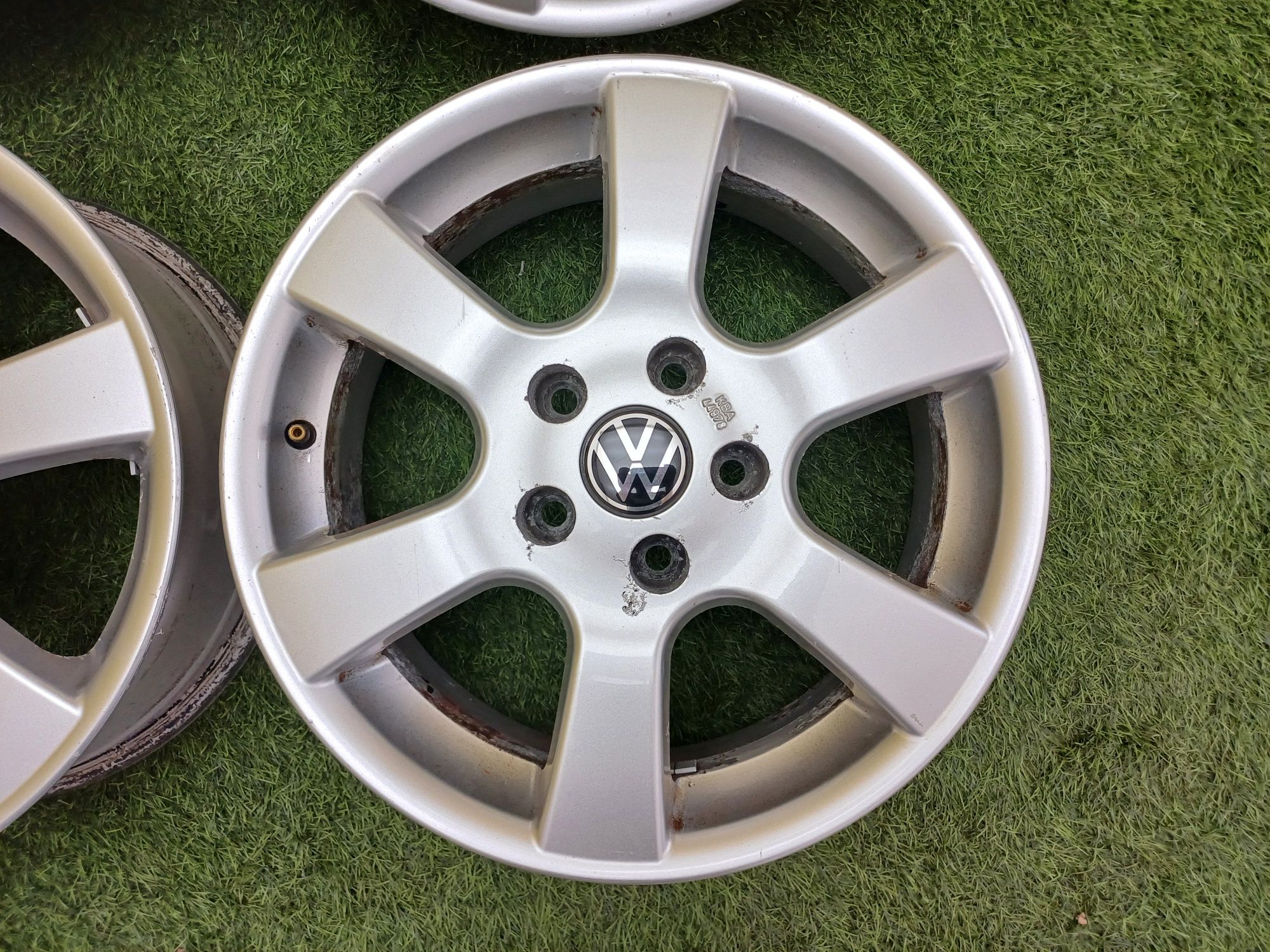 Диски R16 5×112 на Volkswagen и другие.