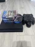 Продаю PS4 Slim 1 ТБ + игры / отличное состояние