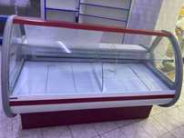 Продам витринный холодильник