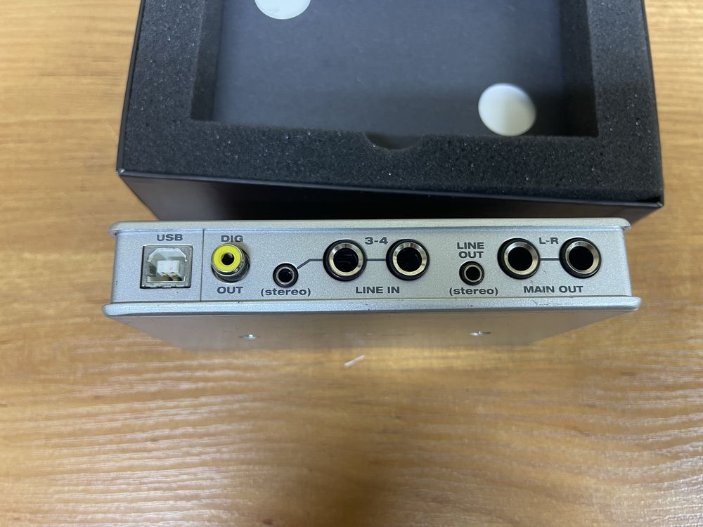 Продам Звуковую карту USB MOTU MicroBook
