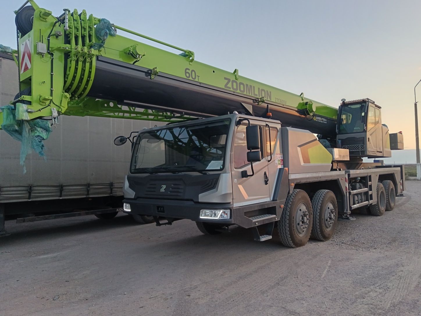 Услуги автокран от 16 - до 60т. Авто кран китаец от 25 до 60 тонн