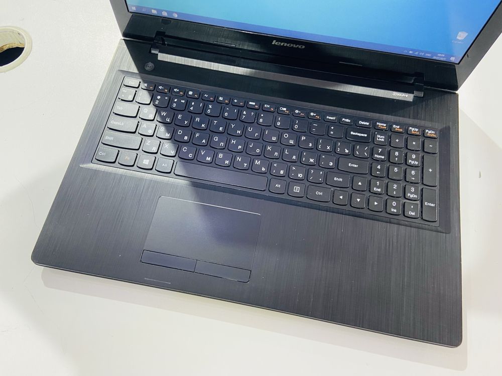 Рассрочка! Lenovo G50-70 - Core i3-4010U/4Gb/SSD 128Gb/HD Graphics