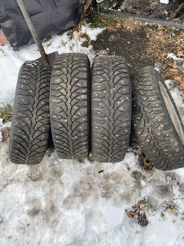 Диски, резина новая тунга  R 14 nissan