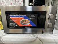 Микроволновая печь Samsung ME81MRTB