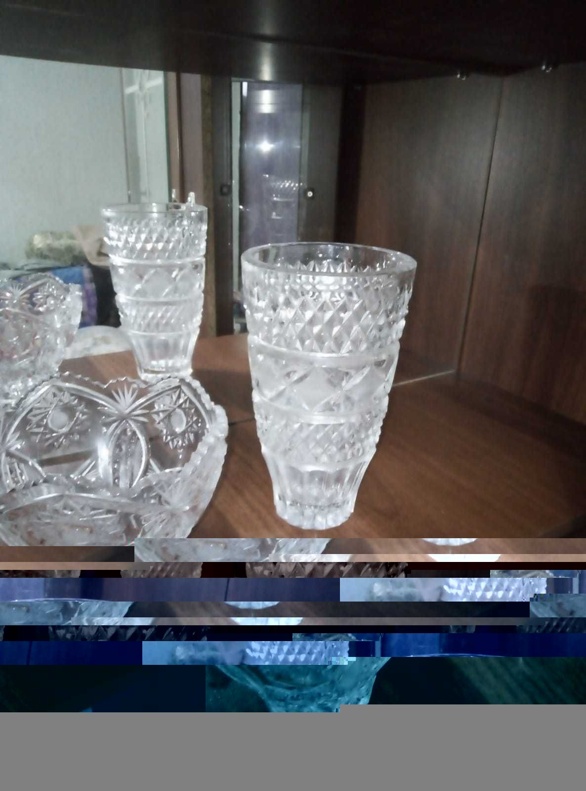 Продам хрусталь старинный срочно в связи с переездом  недорого