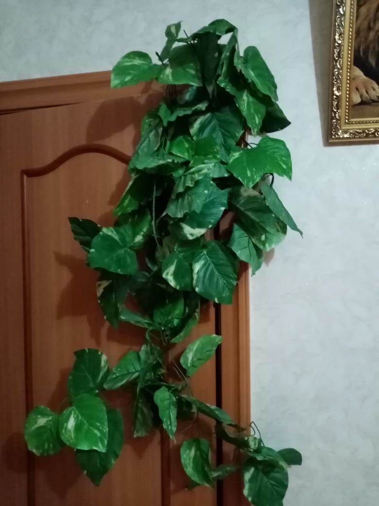 Продам искусственный цветок