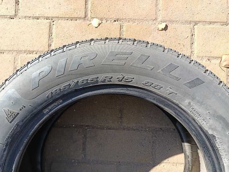 ОДНА шина 185/65 R15 - "Pirelli Winter 190 Snowcontrol", всесезонная.