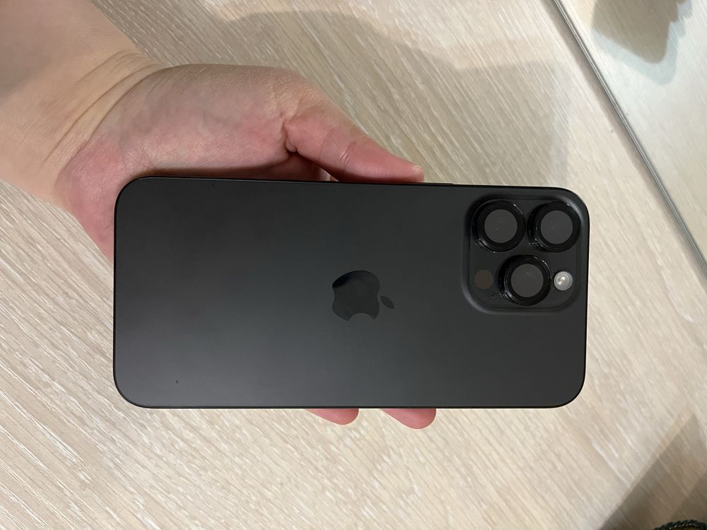 Iphone 15 pro max 256 gb 86% аккумулятор