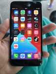 Продам Айфон 6s plus